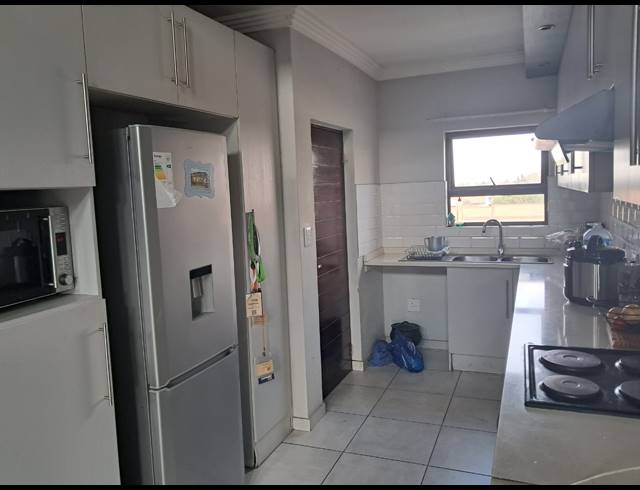 2 BEDROOM APARTMENT TO LET IN EVELEIGH